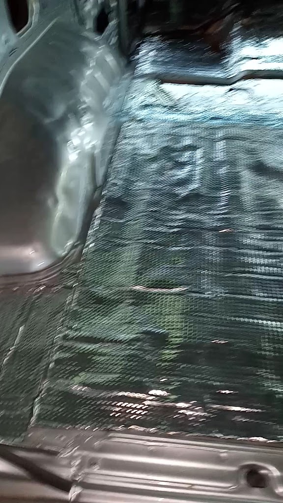 Al Muhajir Auto Accessories Estmw’ss@ lmhjr lzynt lsyr@