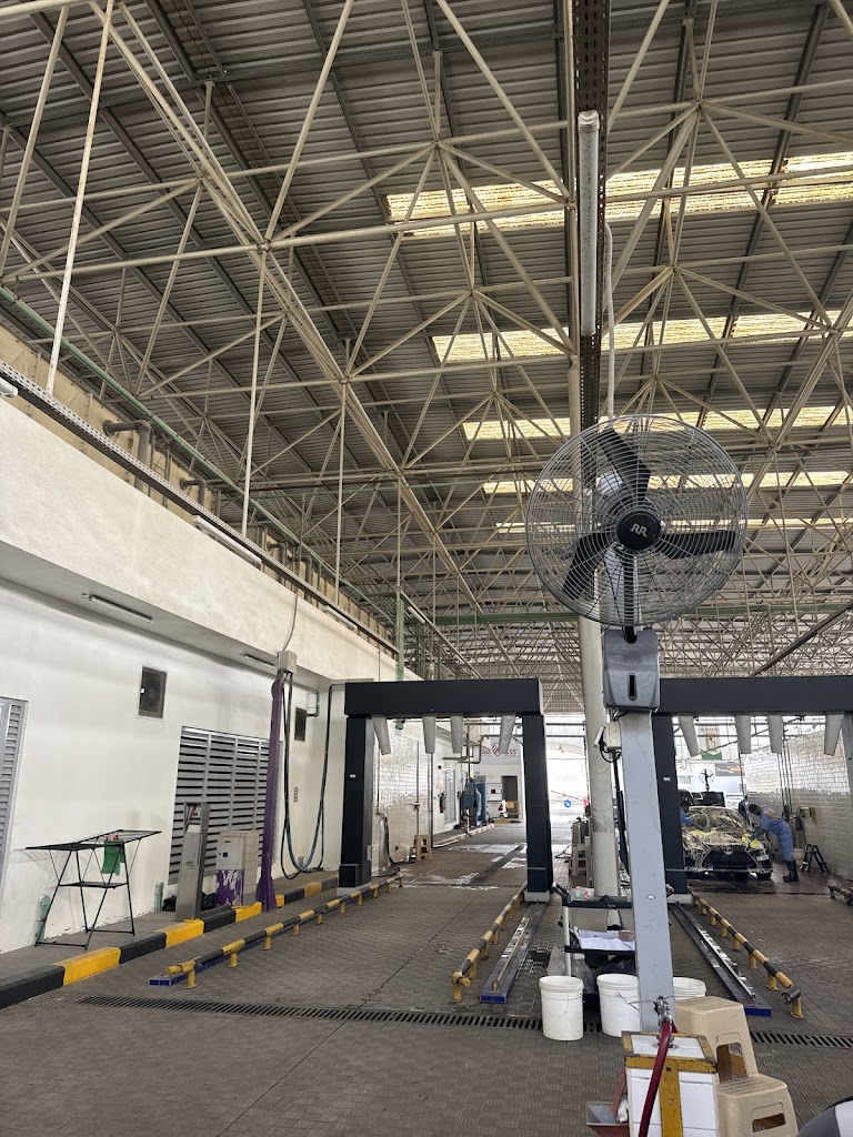 Grand Service Station Al Warqa