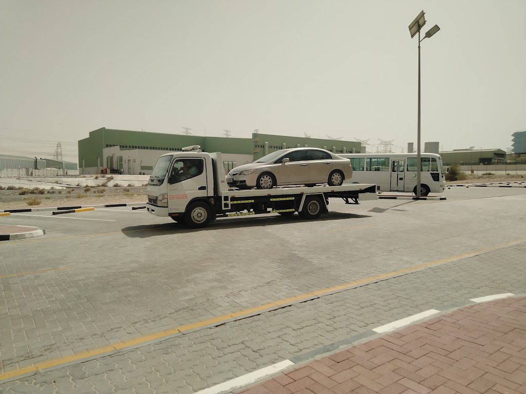 Noor AlAwan car towing