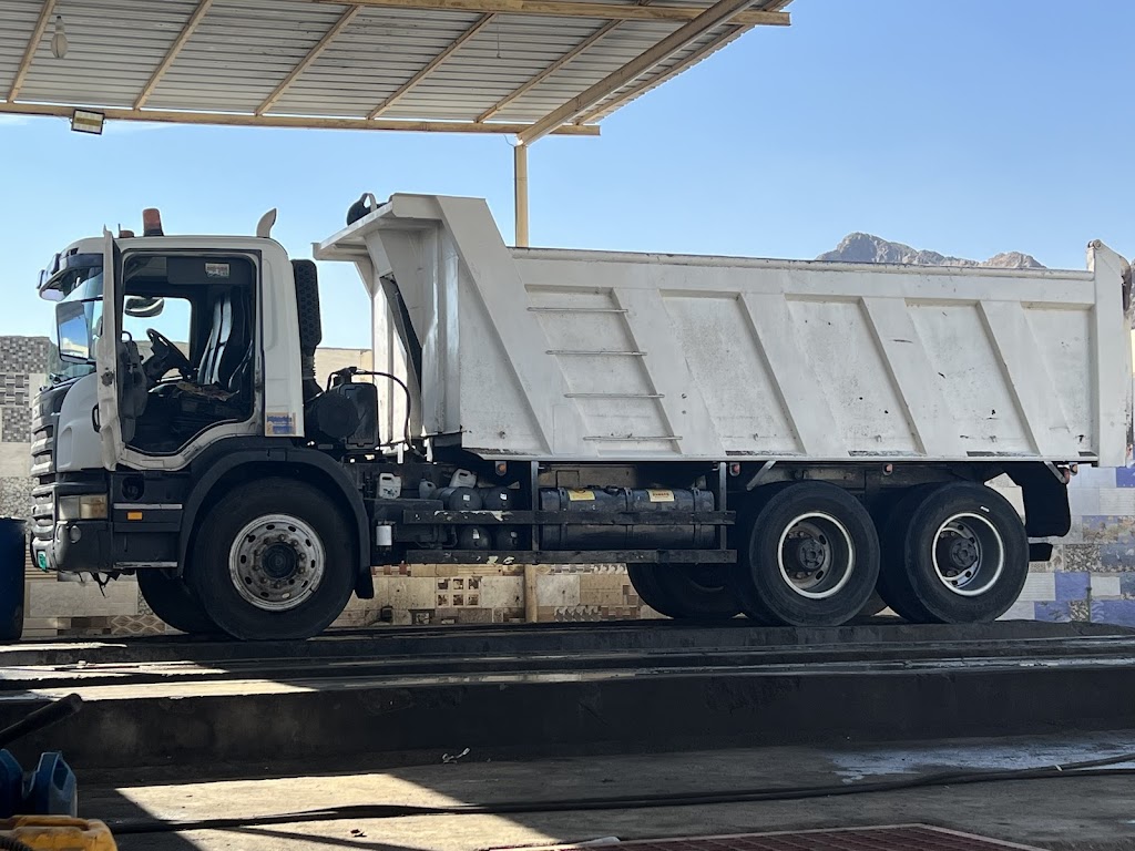 Al Wanasa car and truck wash