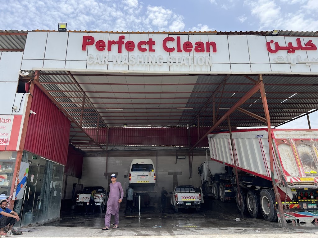 Perfect clean car washing station