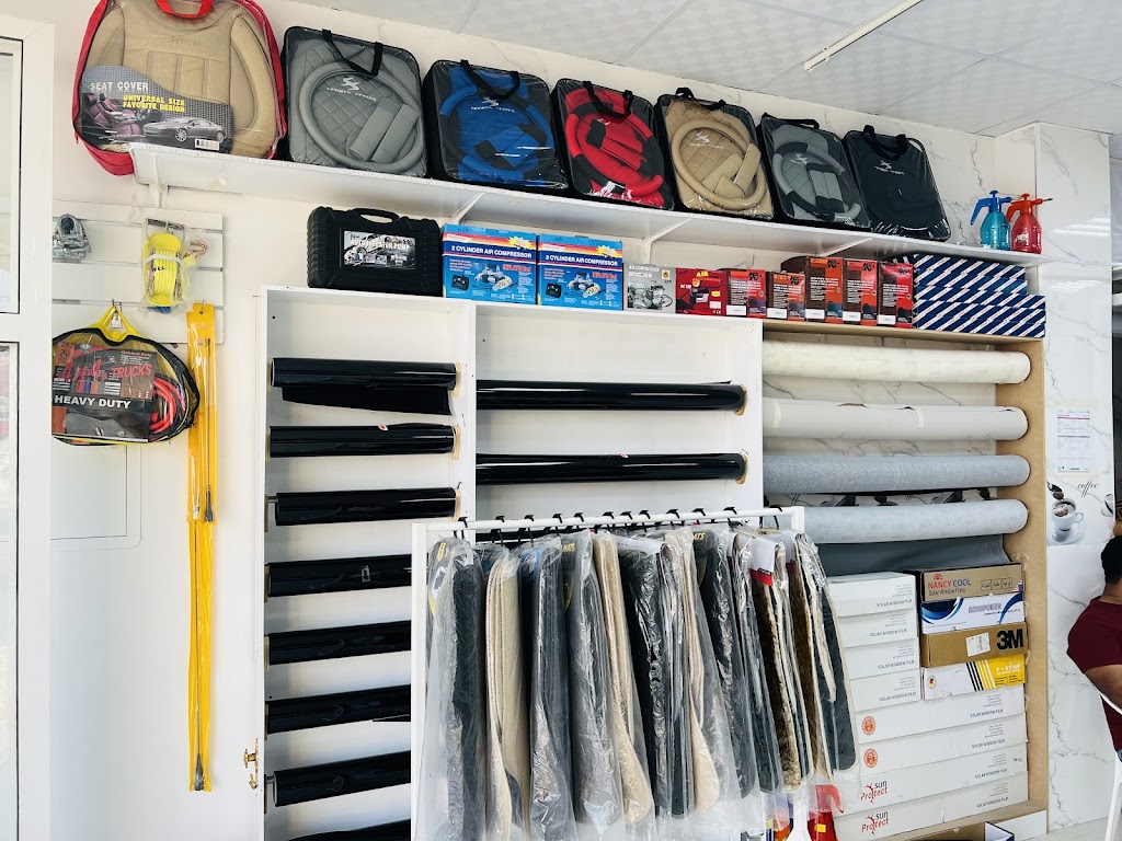 Car Polishing: Infinity Car Accesories and Ploshing