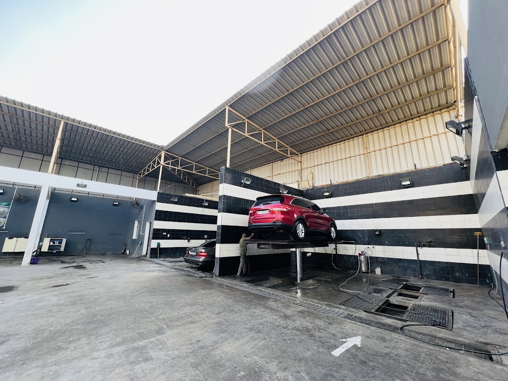 H2O vehicles washing station