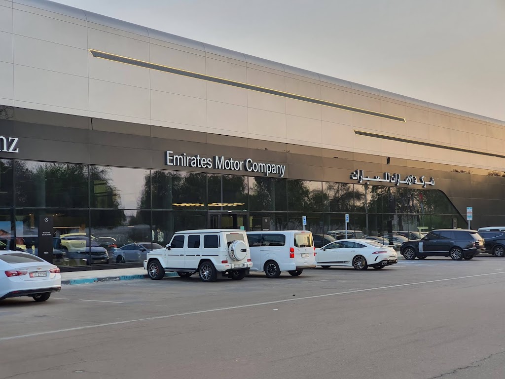 Mercedes-Benz Showroom EMC