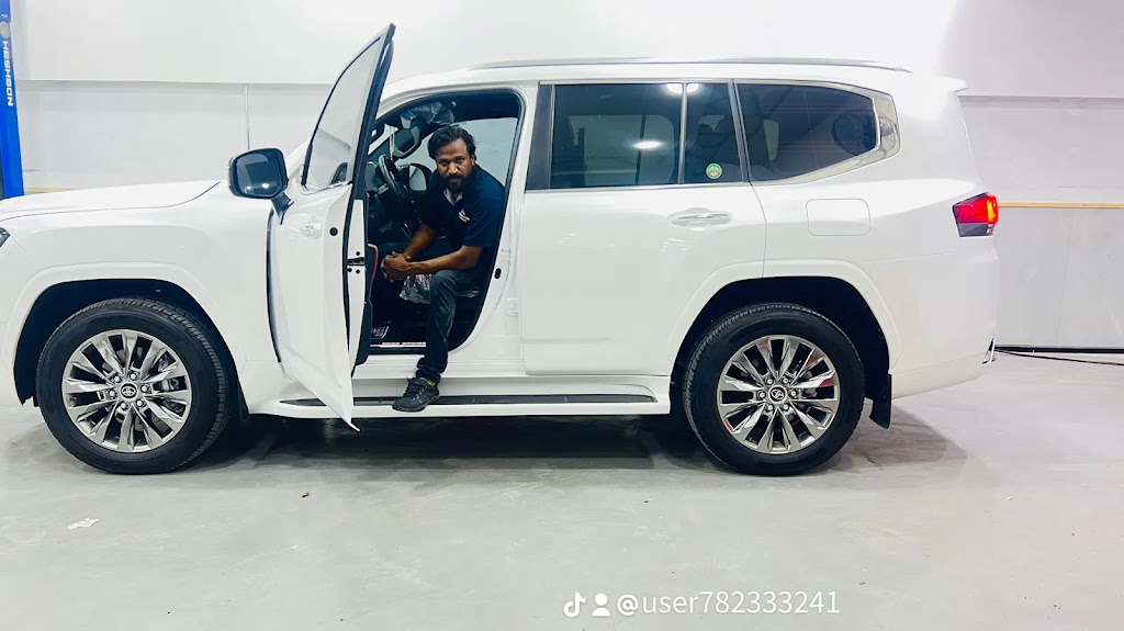 Indian Star Automobile Repair Workshop Mussaffah