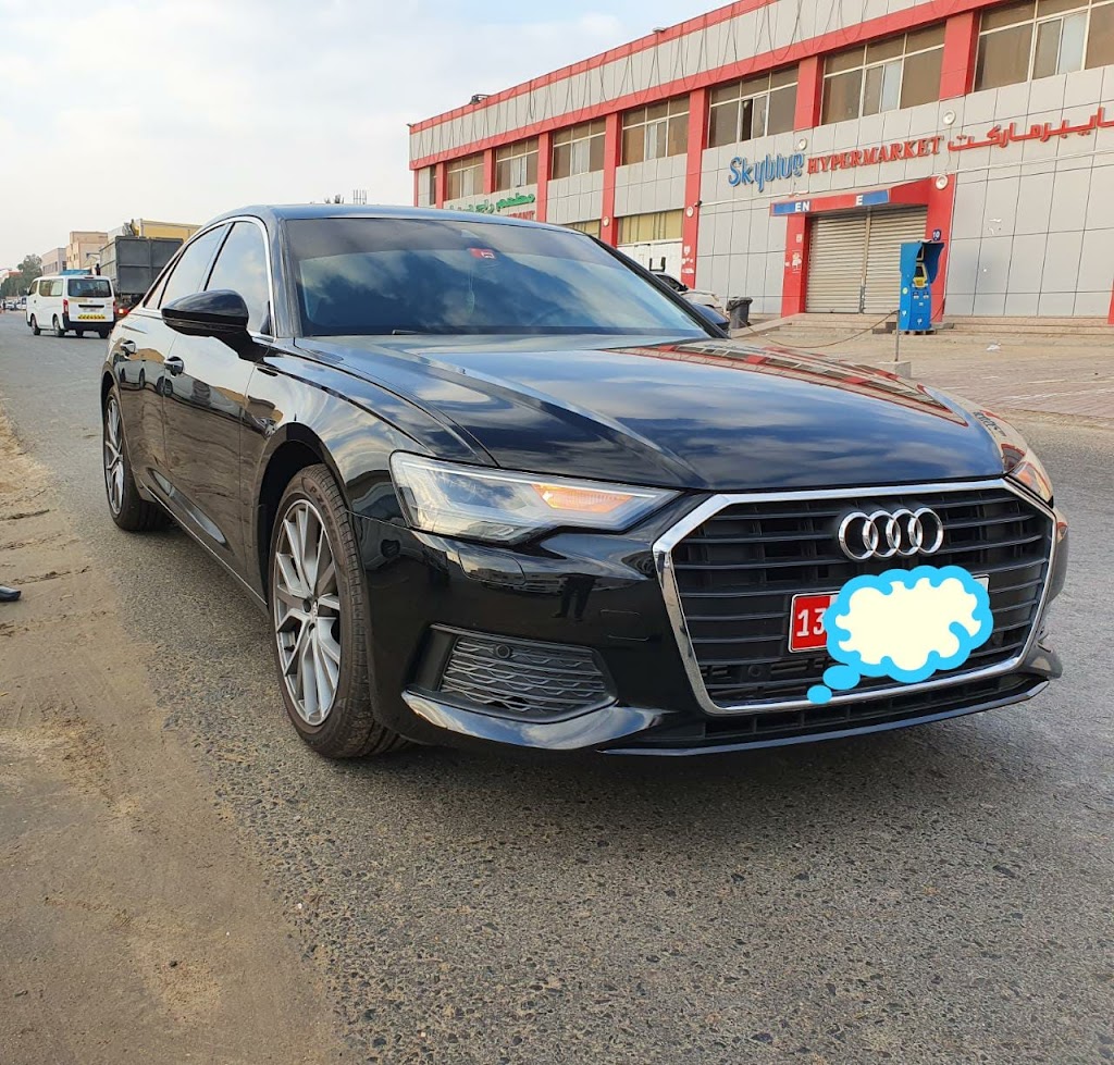 Business Class Limousine Via Luxurious Cars