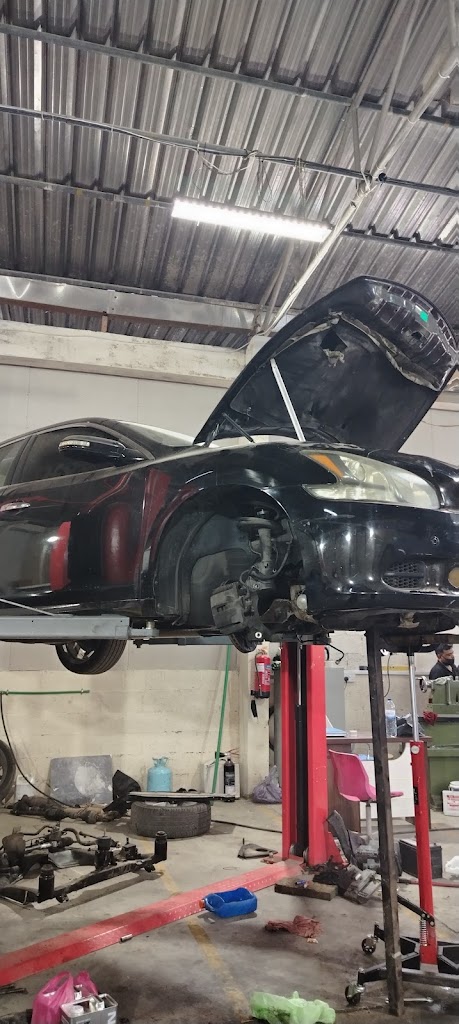 DXB Mechanic -Auto Repairing Services