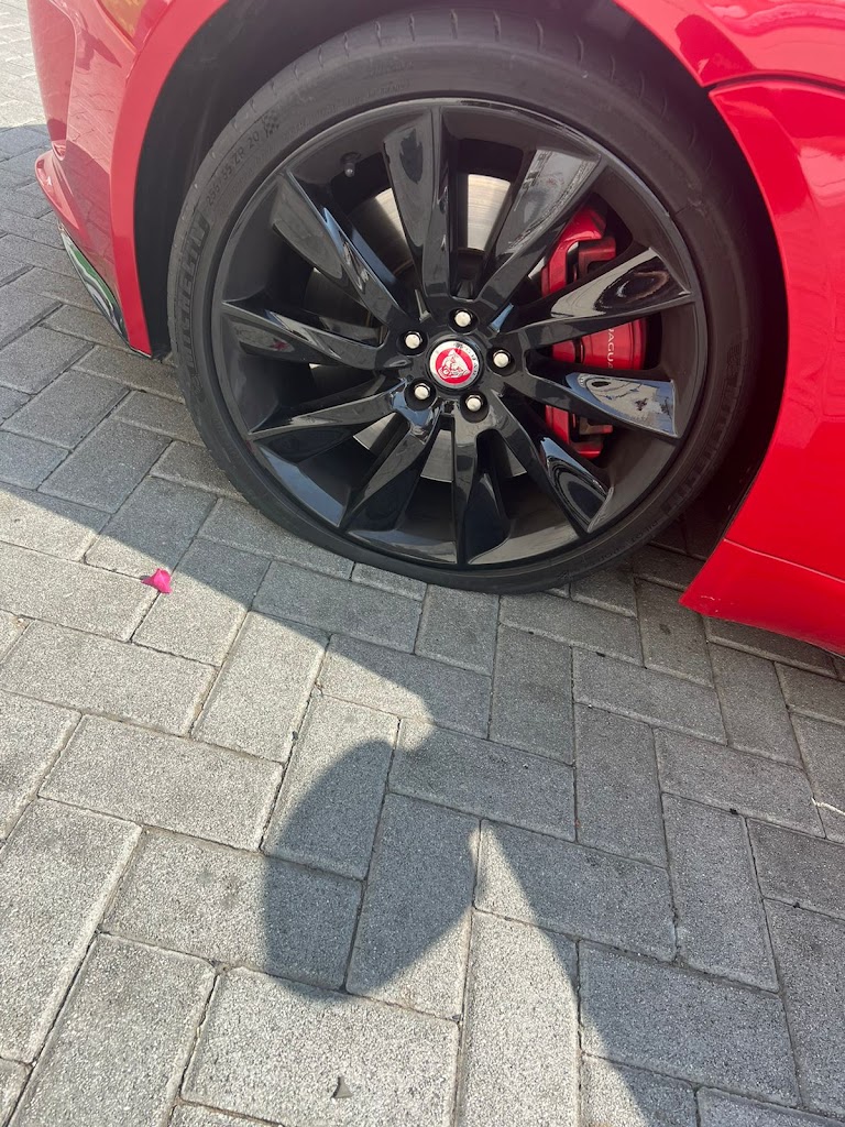 Fast tire service 24/7 Tire Repair New Tires Battery