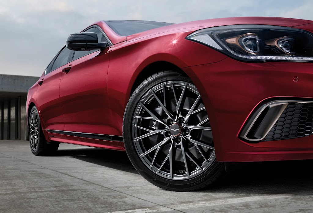 Genesis Showroom – Al Ain maarD jynysys – laayn